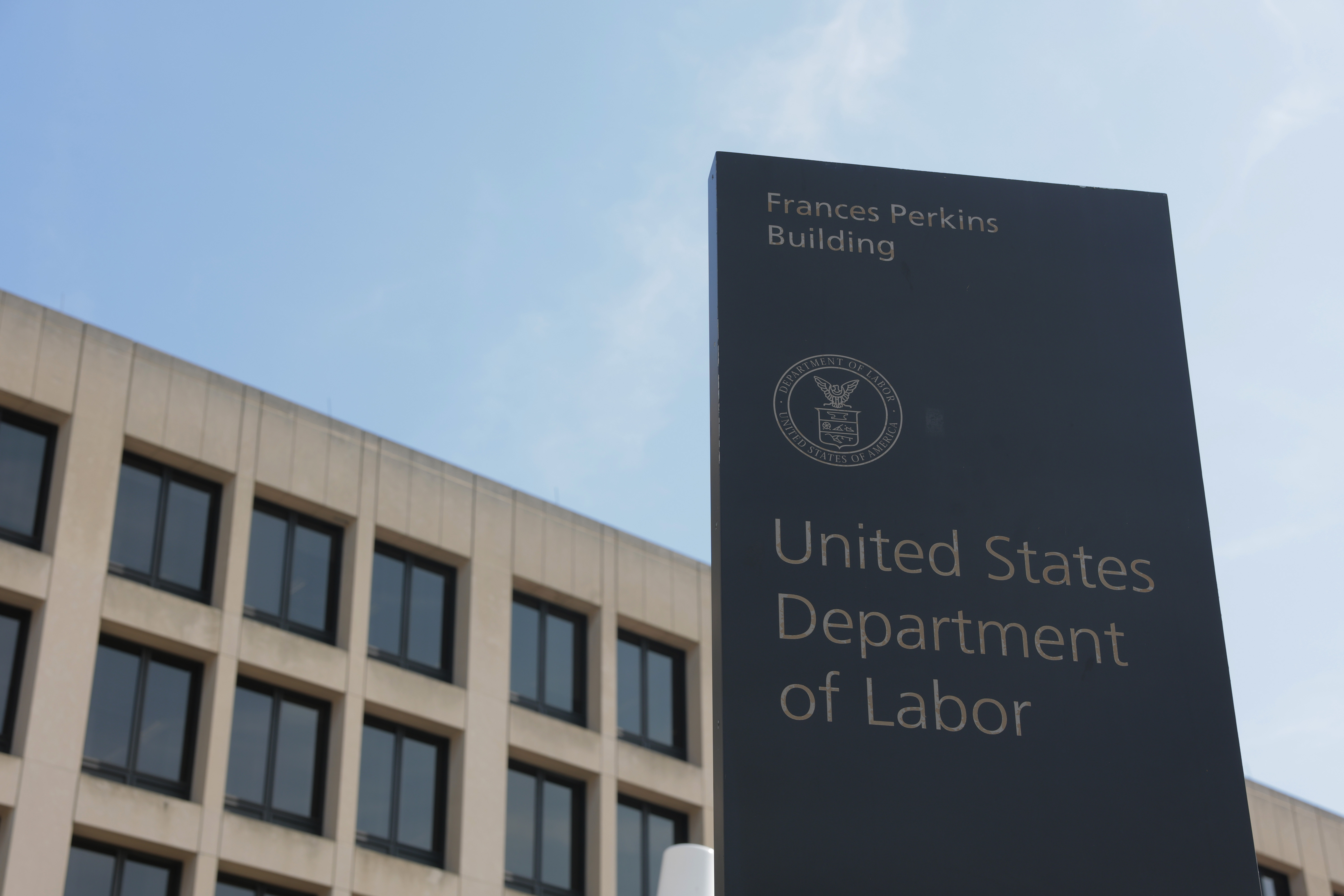 DOL’s Revised Federal Contractor Minimum Wage: Plan Ahead